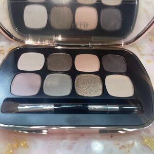 bareMinerals Eyeshadow Palette with Neutral and Cool Tones